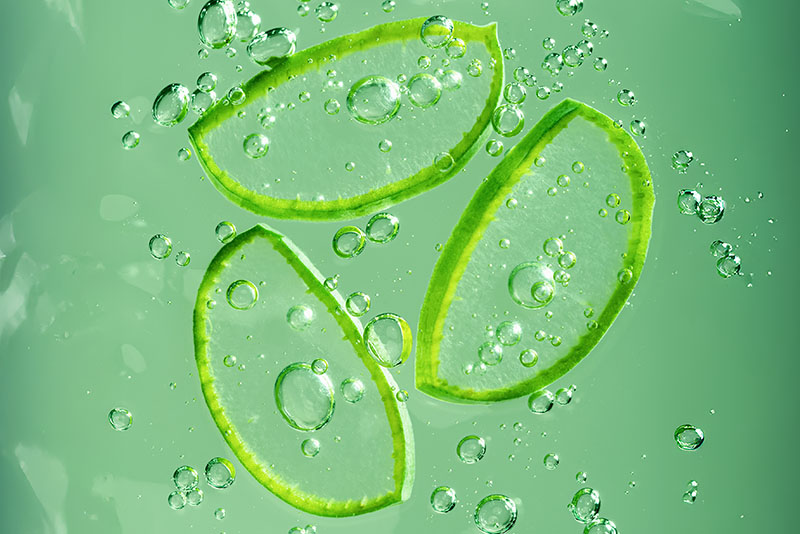 11745-MultiGyn_new brand images_800x534_v1Green bubbles-aloe